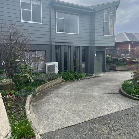 Villa Heart Of Windsor Invercargill Esterno foto
